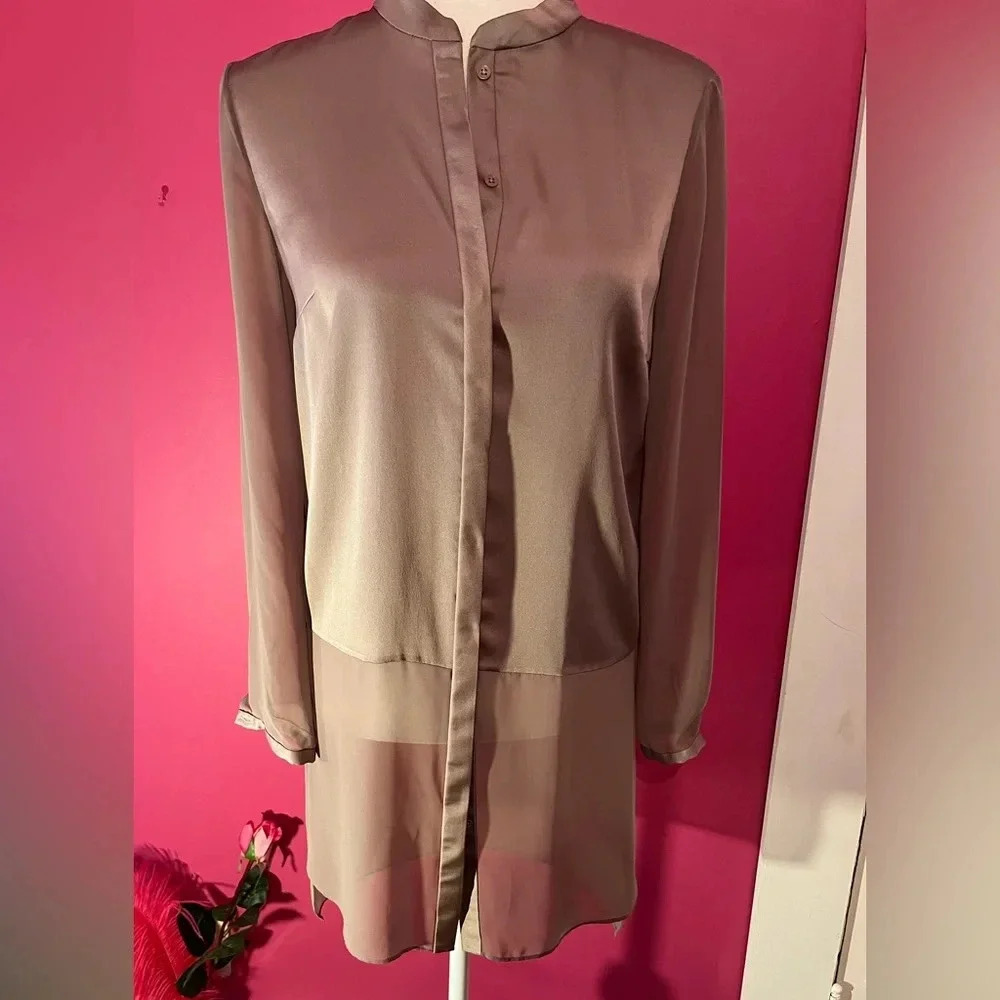 Tahari long blouse
